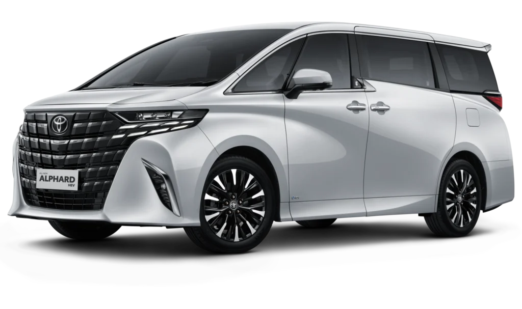 Mobil Toyota All New Alphard HEV varian warna putih, tampak serong depan memamerkan desain grille masif nan mewah, lampu depan LED tajam, dan siluet MPV premium berlatar belakang hitam pekat.